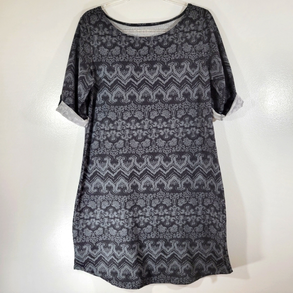 SOYBU grey Henna print tab sleeve stretchy pullover casual dress